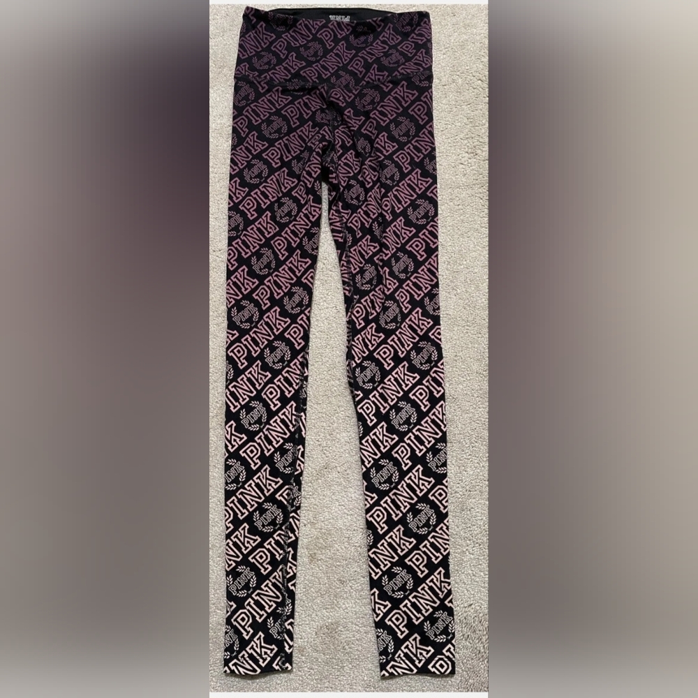 Rare VS Pink leggings